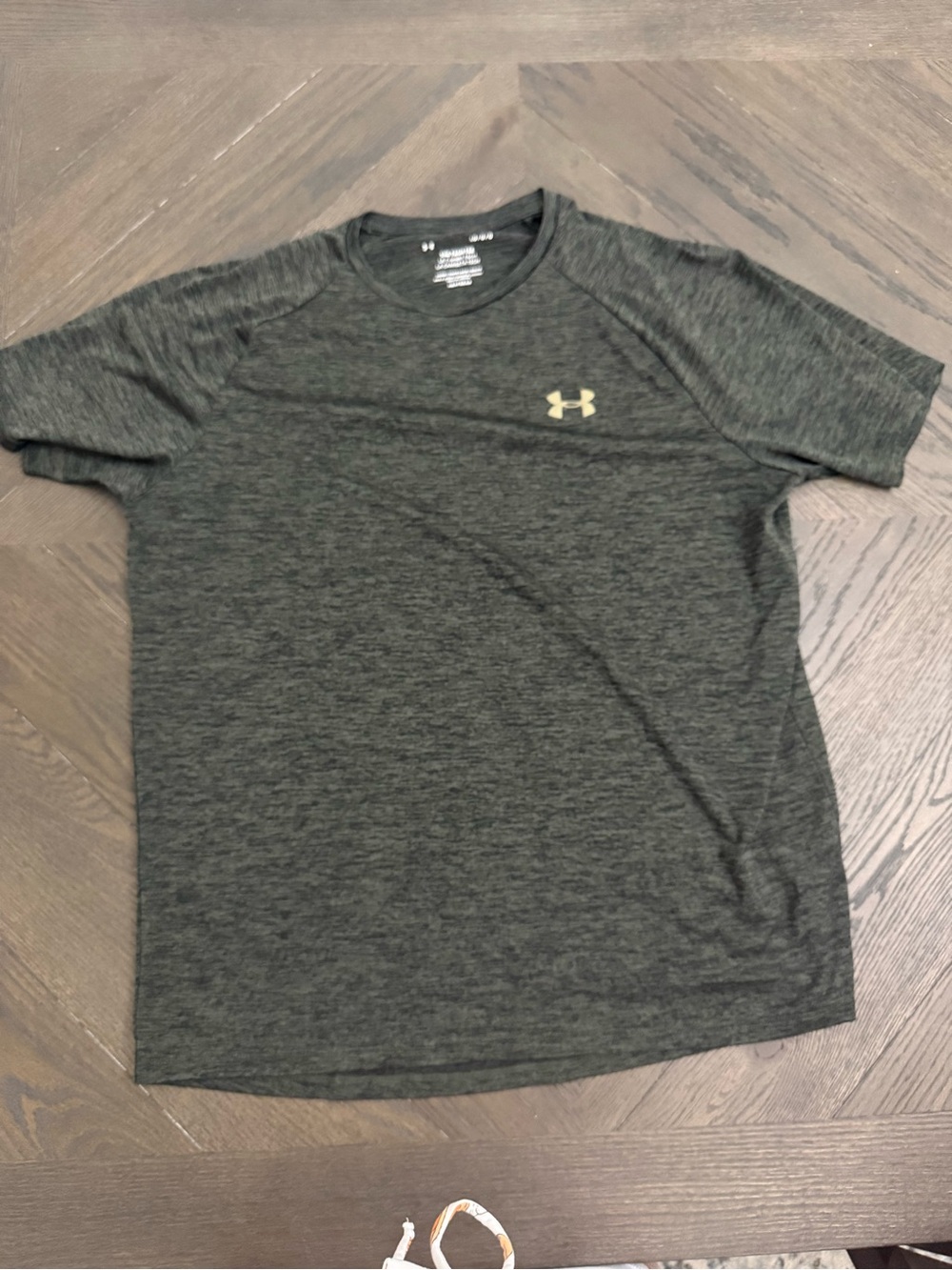 Under Armour Men’s Dark Gray/Green Performance T-Shirt